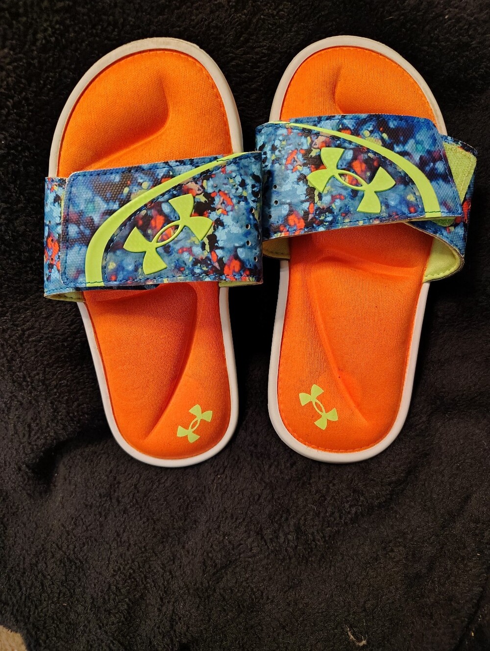 Under Armour Unisex Slides Size 1Y